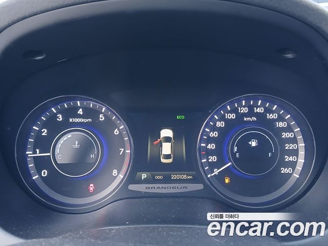 Hyundai Grandeur (HG) LPG HG300 Executive 2012 — фото 10