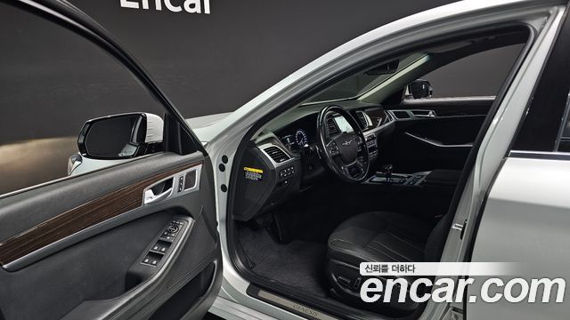 Genesis G80 2.2D AWD Luxury 2019 — фото 10