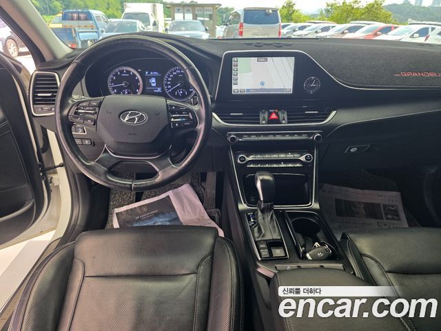 Hyundai Grandeur (IG) 2.4 Premium 2019 — фото 9
