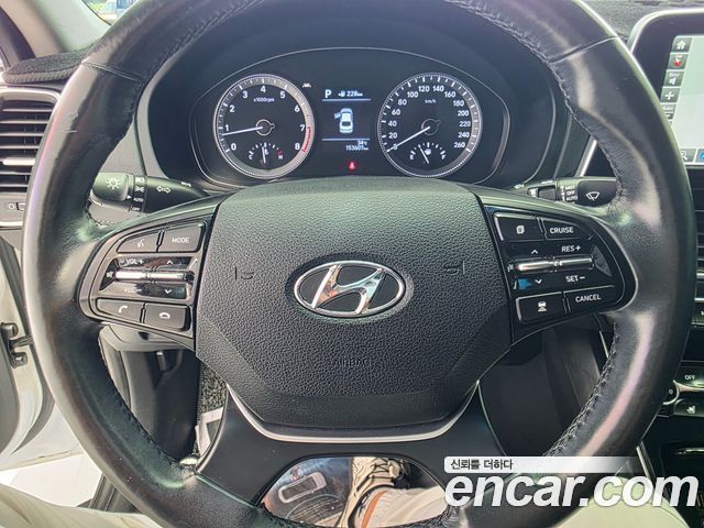 Hyundai Grandeur (IG) 2.4 Premium 2019 — фото 22