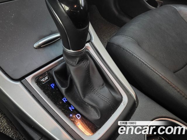 Hyundai Avante 1.6 GDi Modern Standard 2015 — фото 7