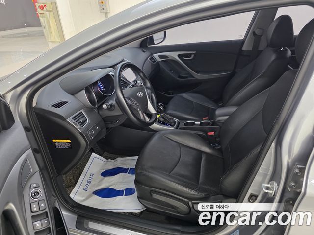 Hyundai Avante 1.6 GDi Modern Standard 2015 — фото 9