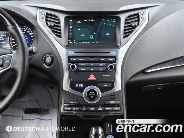 Hyundai Grandeur Hybrid (HG) Premium 2015 — фото 18