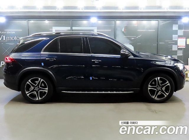 Mercedes-Benz GLE-Class (W167) GLE350e 4MATIC 2021 — фото 3
