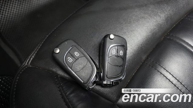 Chevrolet Orlando 2.0 Diesel LTZ Premium 2012 — фото 31