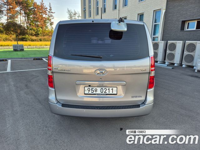 Hyundai Grand Starex Van 5-Seater Modern 2018 — фото 2