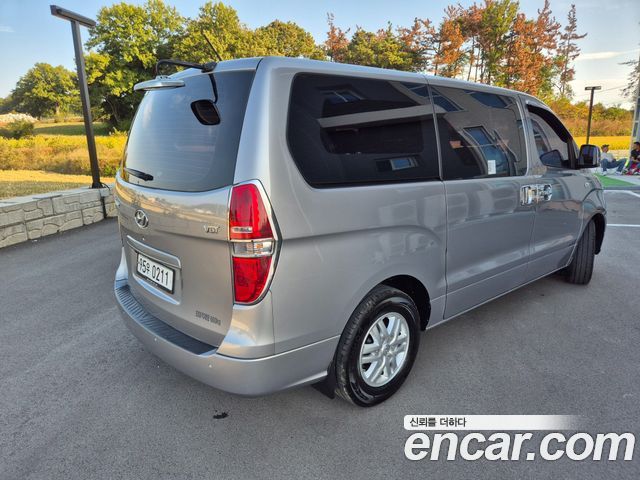 Hyundai Grand Starex Van 5-Seater Modern 2018 — фото 4