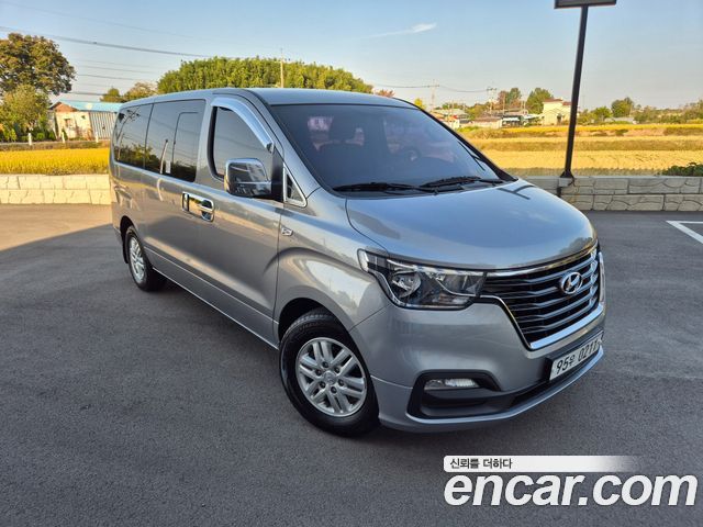 Hyundai Grand Starex Van 5-Seater Modern 2018 — фото 5