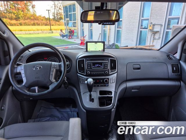 Hyundai Grand Starex Van 5-Seater Modern 2018 — фото 9