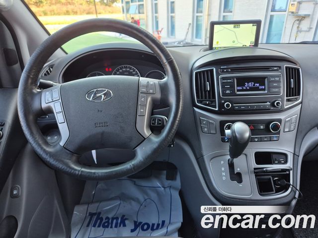 Hyundai Grand Starex Van 5-Seater Modern 2018 — фото 10