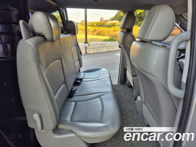 Hyundai Grand Starex Van 5-Seater Modern 2018 — фото 20