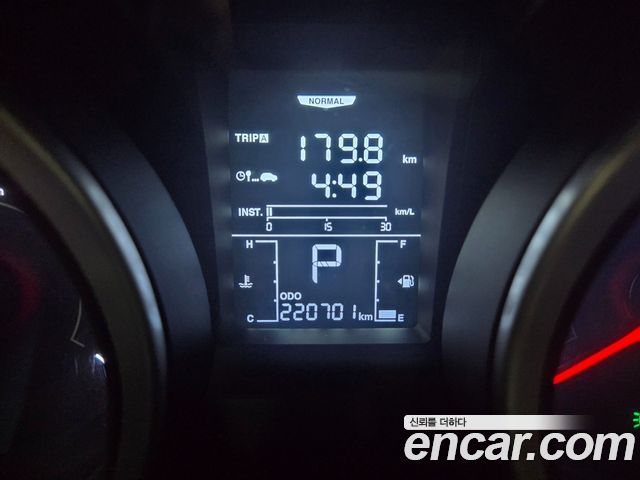 KG Mobility (SsangYong) Tivoli Diesel VX 2WD 2016 — фото 5