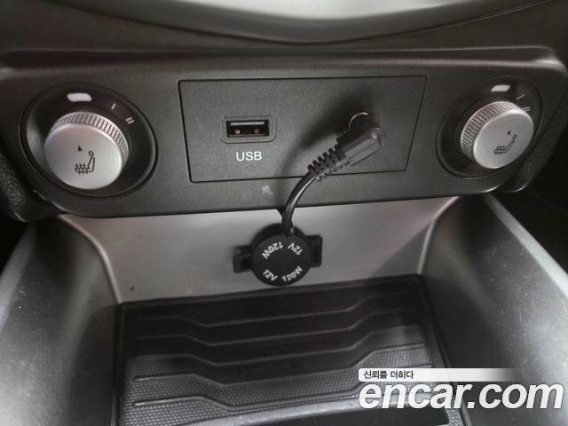 KG Mobility (SsangYong) Tivoli Diesel VX 2WD 2016 — фото 18