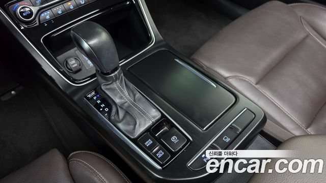 Hyundai Grandeur (IG) 2.4 Premium Special 2018 — фото 9