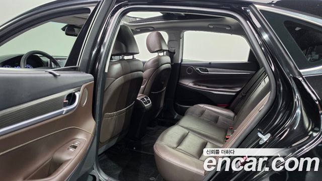 Hyundai Grandeur (IG) 2.4 Premium Special 2018 — фото 15