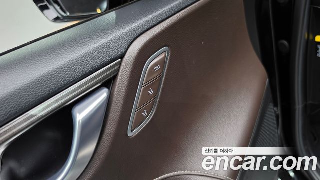 Hyundai Grandeur (IG) 2.4 Premium Special 2018 — фото 19