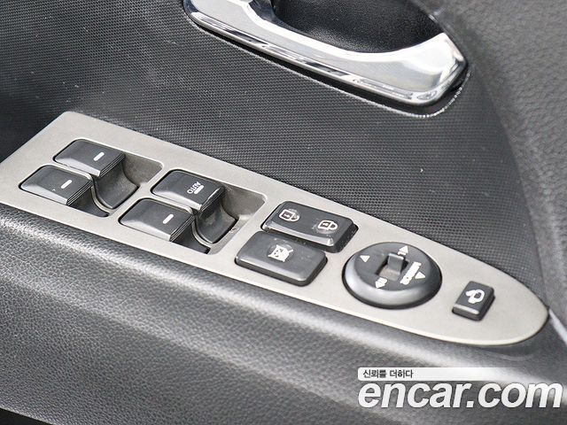 Kia Sportage R Diesel 2WD Trendy 2014 — фото 18