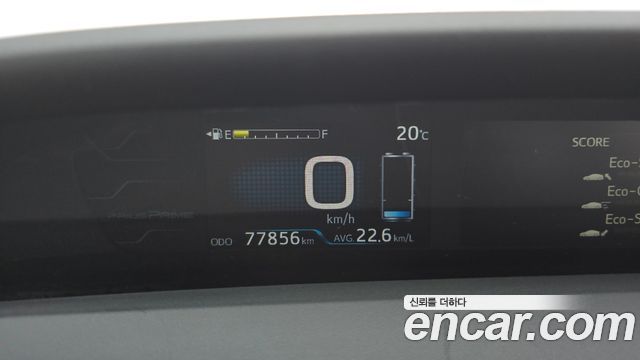 Toyota Prius Prime 1.8 2017 — фото 8
