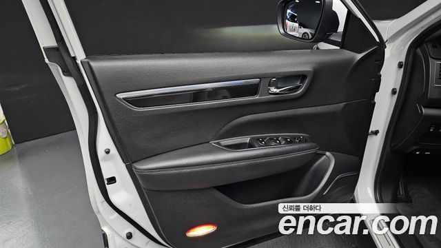 Renault Korea QM6 Diesel 4WD RE Signature 2017 — фото 24