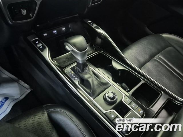 Kia Sorento (IV) Gasoline 2.5T 2WD Prestige 2023 — фото 8