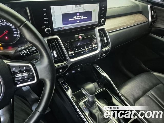 Kia Sorento (IV) Gasoline 2.5T 2WD Prestige 2023 — фото 10