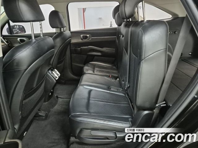 Kia Sorento (IV) Gasoline 2.5T 2WD Prestige 2023 — фото 16