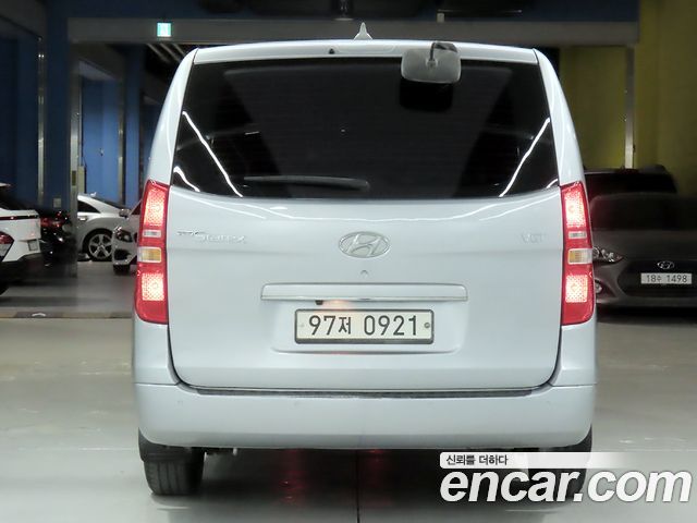 Hyundai Grand Starex 3-Seater VAN CVX Luxury 2015 — фото 4