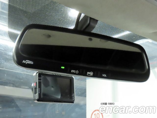 Hyundai Grand Starex 3-Seater VAN CVX Luxury 2015 — фото 20