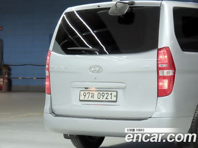 Hyundai Grand Starex 3-Seater VAN CVX Luxury 2015 — фото 24