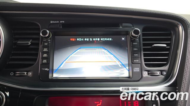 Kia K5 Luxury Trendy 2015 — фото 16
