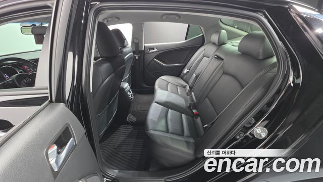 Kia K5 Luxury Trendy 2015 — фото 17