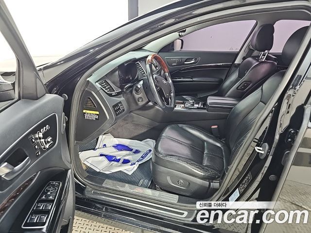 Kia K9 3.3 GDI Executive 2017 — фото 15