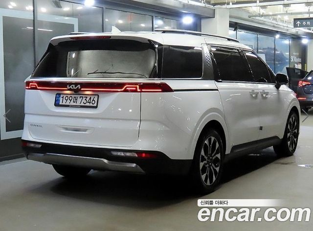 Kia Carnival (IV) Gasoline 9-Seater Signature 2023 — фото 2