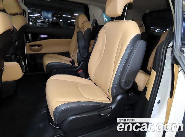 Kia Carnival (IV) Gasoline 9-Seater Signature 2023 — фото 7