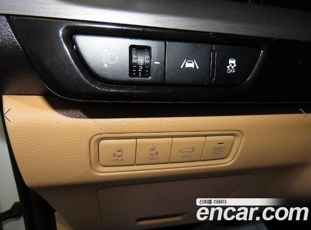Kia Carnival (IV) Gasoline 9-Seater Signature 2023 — фото 18