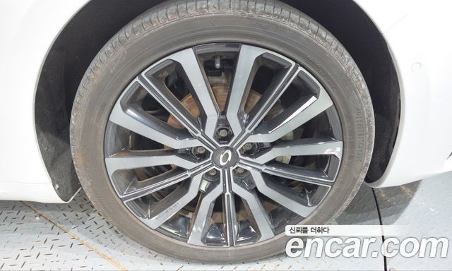 Renault Korea SM6 1.8 TCe Inspire 2024 — фото 5