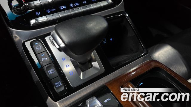 Genesis EQ900 5.0 GDI AWD Prestige 2016 — фото 9