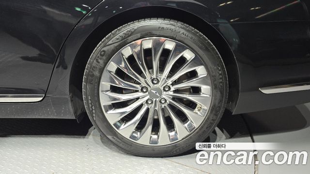 Genesis EQ900 5.0 GDI AWD Prestige 2016 — фото 21