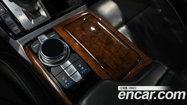 Genesis EQ900 5.0 GDI AWD Prestige 2016 — фото 28