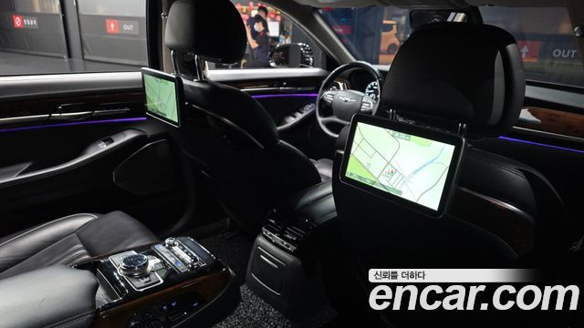Genesis EQ900 5.0 GDI AWD Prestige 2016 — фото 31