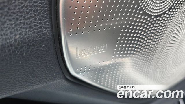 Genesis EQ900 5.0 GDI AWD Prestige 2016 — фото 35