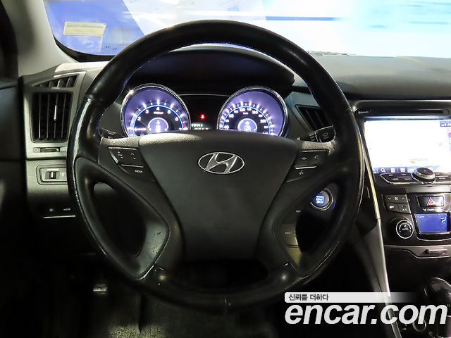 Hyundai Sonata (YF) LPI Premier 2013 — фото 10