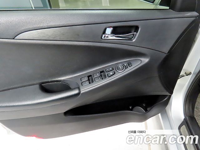 Hyundai Sonata (YF) LPI Premier 2013 — фото 18