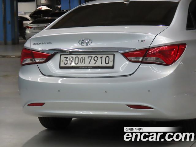 Hyundai Sonata (YF) LPI Premier 2013 — фото 21
