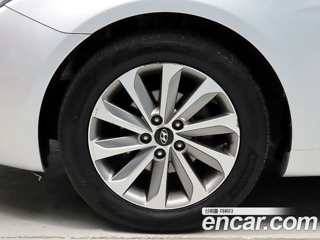 Hyundai Sonata (YF) LPI Premier 2013 — фото 24