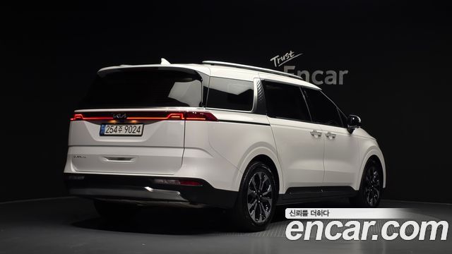 Kia Carnival (IV) Diesel 7-Seater Signature 2023 — фото 2