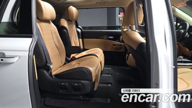 Kia Carnival (IV) Diesel 7-Seater Signature 2023 — фото 26