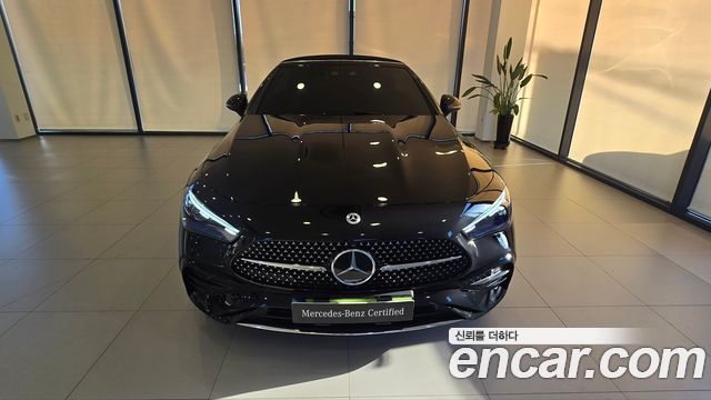 Mercedes-Benz CLE-Class (C236) CLE450 4MATIC Cabriolet 2025 — фото 3