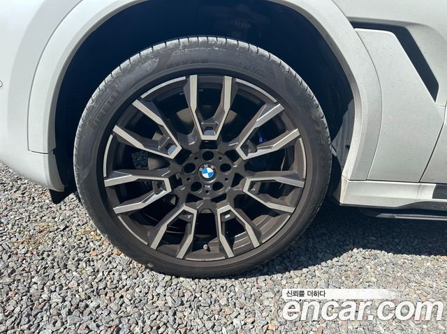 BMW X6 (G06) xDrive40i M Sport 2024 — фото 5