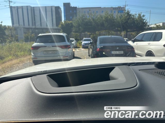 BMW X6 (G06) xDrive40i M Sport 2024 — фото 8
